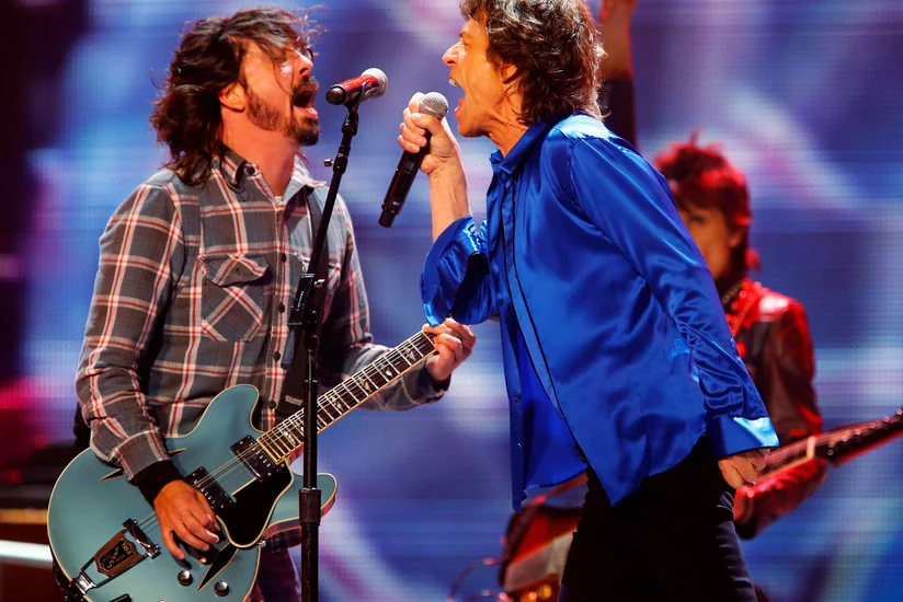 Мик Джаггер и Дейв Грол выпустили песню про отмену коронавирусных мер