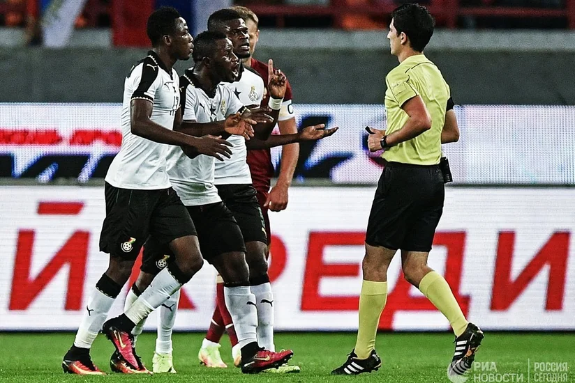 Azərbaycanlı hakimin idarə etdiyi futbol matçında Rusiya Qananı məğlub edib - VİDEO