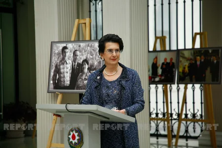 Tbilisidə Heydər Əliyevə həsr olunan fotosərgi açılıb