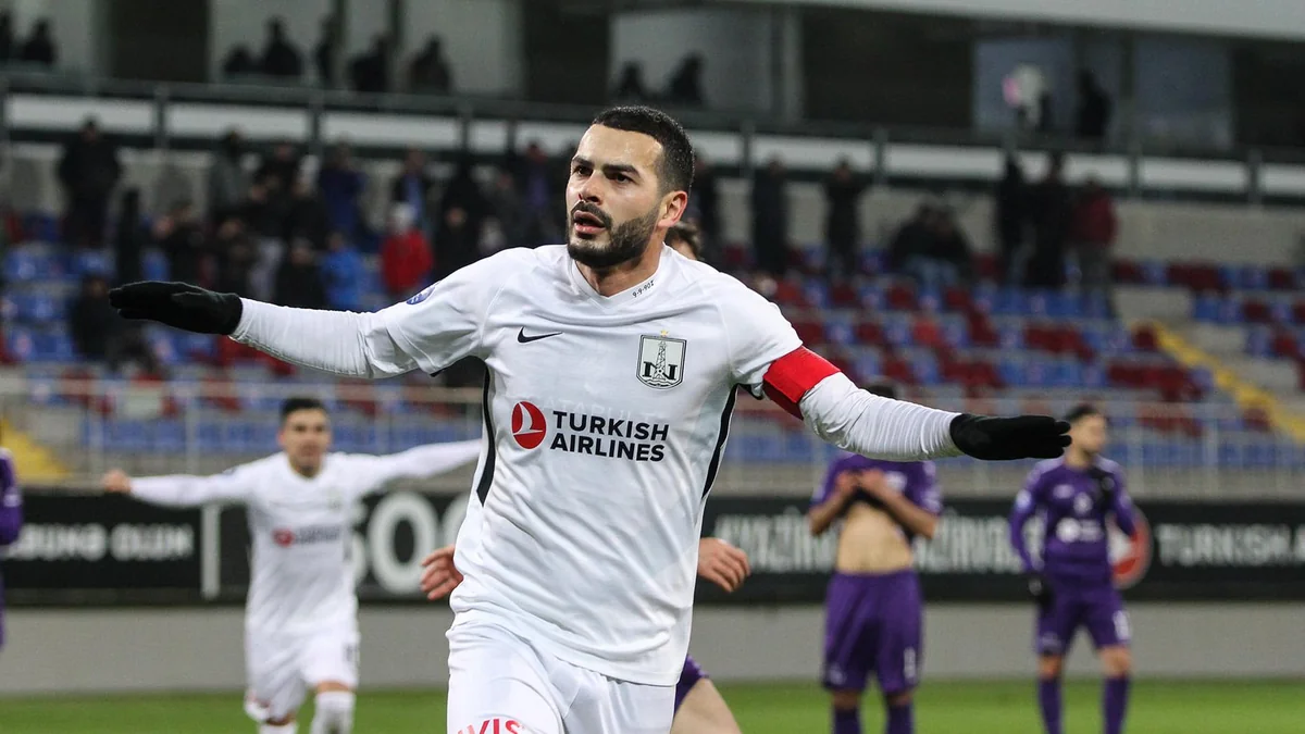 Emin Mahmudov Rumıniya klubuna keçə bilər