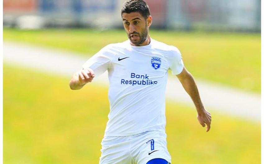 Hakimi təhqir edən Sabahın futbolçusunun cəzası açıqlanıb