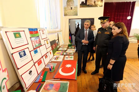 83 saylı məktəb-liseydə “Bayrağımız-qürur mənbəyimizdir!” adlı tədbir keçirilib