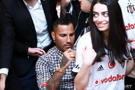 Azad Rahimov awarded diploma to Portuguese football player