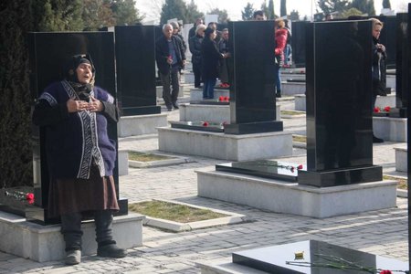 Gəncədə 20 Yanvar faciəsi şəhidlərinin xatirəsi anılıb