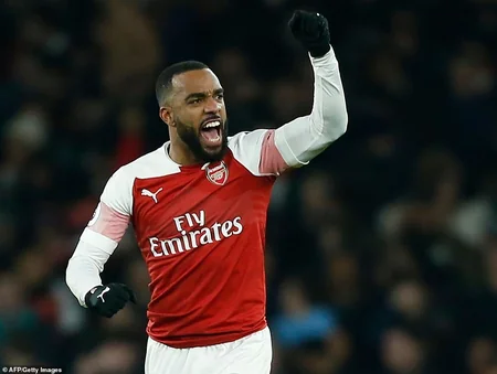 London derbisində Arsenal Çelsini məğlub edib