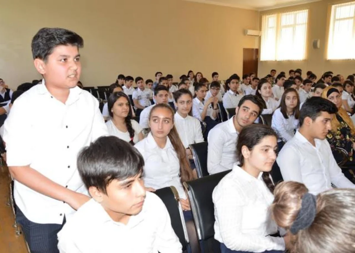 DQİDK “Zərərli vərdişlərə qarşı mübarizədə milli-mənəvi dəyərlərin rolu” mövzusunda tədbir keçirib