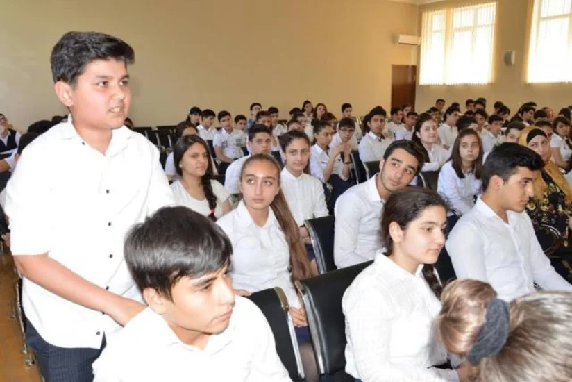 DQİDK “Zərərli vərdişlərə qarşı mübarizədə milli-mənəvi dəyərlərin rolu” mövzusunda tədbir keçirib