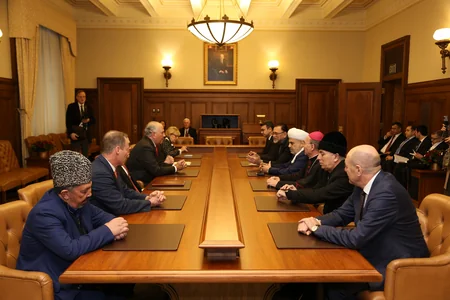 Allahşükür Paşazadə Yuta ştatının kilsə rəhbərlərini Azərbaycana dəvət edib