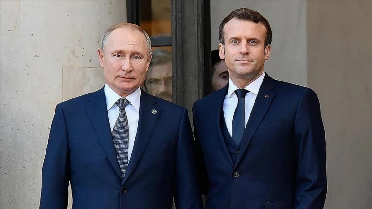 Putin, Macron discuss course of Russian-Ukrainian negotiations
