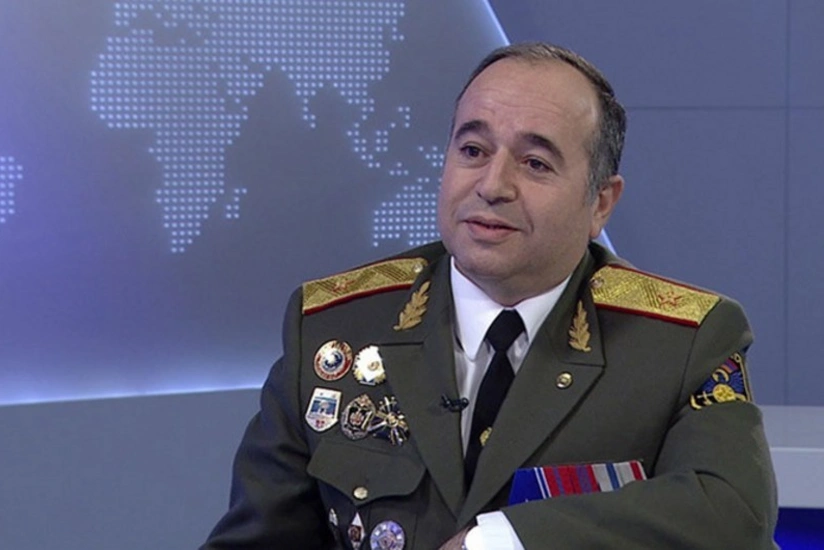 Armenian Defense Minister leaves for Russia