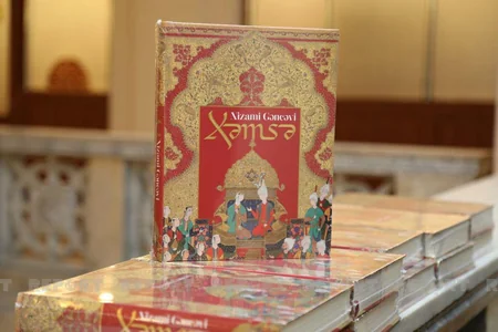“Nizami Gəncəvi. Xəmsə” kitabının təqdimatı keçirilib
