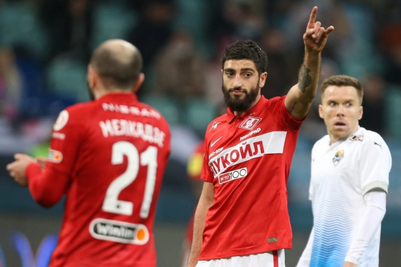 Qarabağın rəqibi fransalı futbolçunu 2 milyon avroya alıb