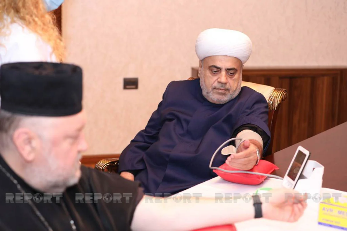Azərbaycanda dini konfessiyaların nümayəndələri qan verib