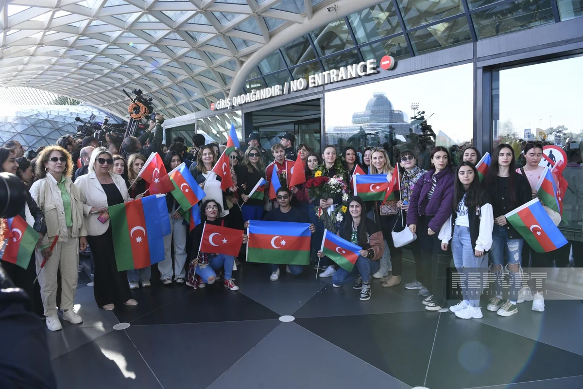 İrəvandakı Avropa çempionatında medal qazanmış türkiyəli idmançılar Bakıya gəliblər