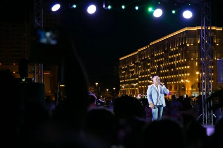 Heydər Əliyev Mərkəzində Ədalət Şükürovun solo konserti olub