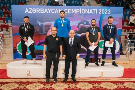 Güləş üzrə Azərbaycan çempionatında daha 7 çəkidə mükafatçılar müəyyənləşib
