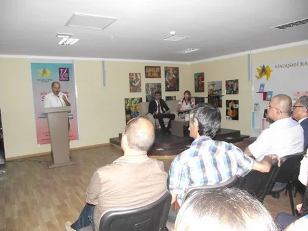 Gənc yazarların poeziya gecəsi keçirilib