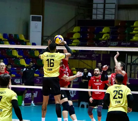 Kişi voleybolçular arasında Azərbaycan çempionatında ilin ilk oyunları keçirilib