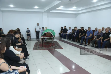 Kinorejissor Cəmil Fərəcov dəfn olunub - YENİLƏNİB-2