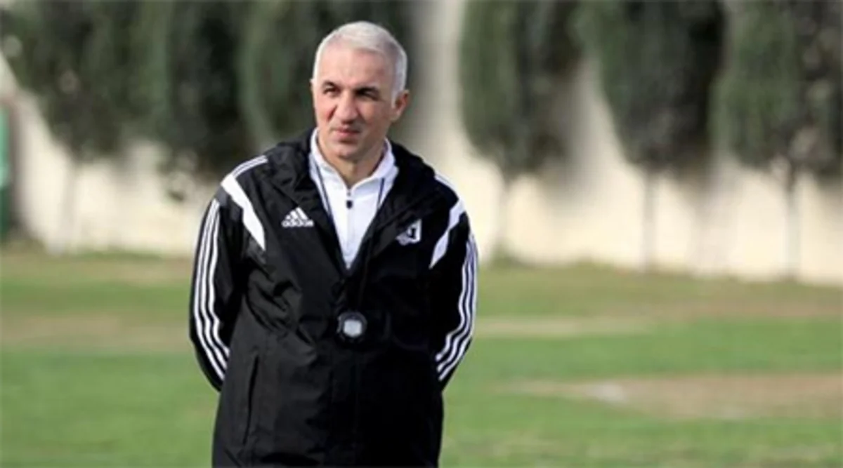 ​Arif Əsədov Elnur Allahverdiyevin Neftçidən qovulma xəbərlərini təkzib edib