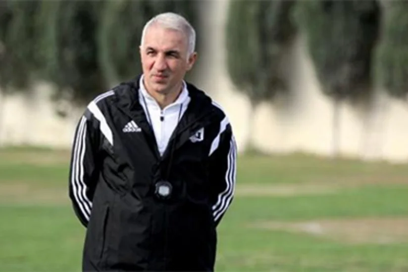 ​Arif Əsədov Elnur Allahverdiyevin Neftçidən qovulma xəbərlərini təkzib edib