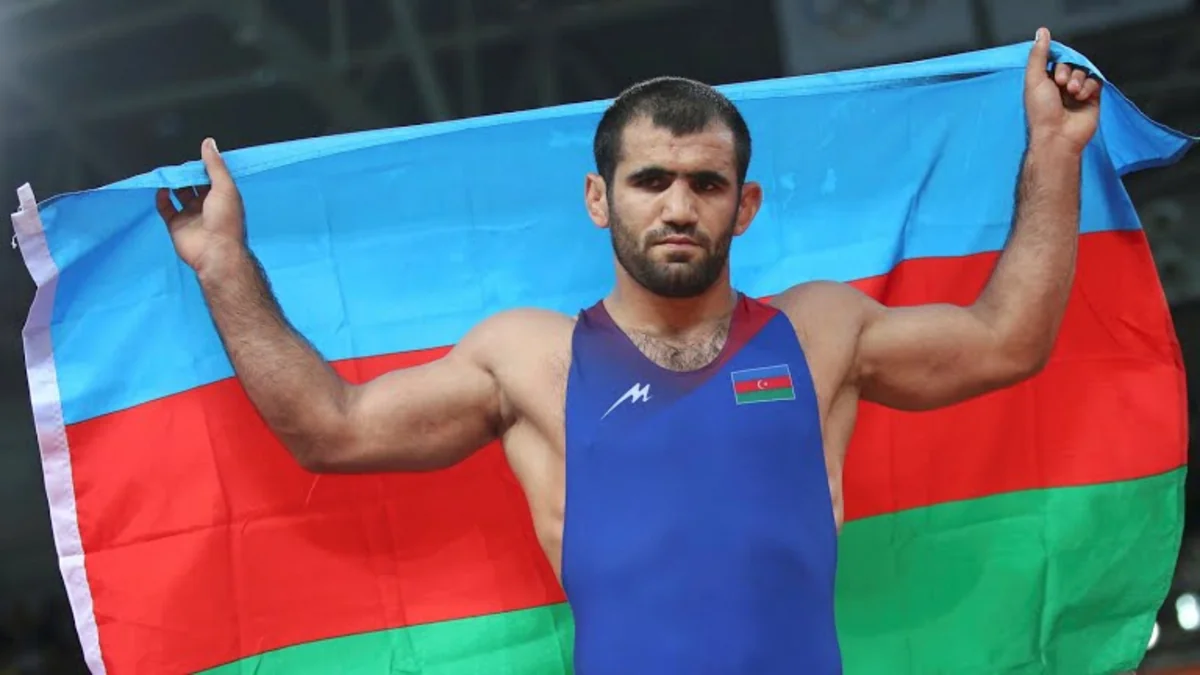 Güləşçi Cəbrayıl Həsənov Olimpiadada bürünc medal qazanıb