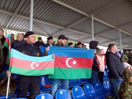 Azerbaijani tank crew one more step closer to Tank Biathlon final  - VIDEO