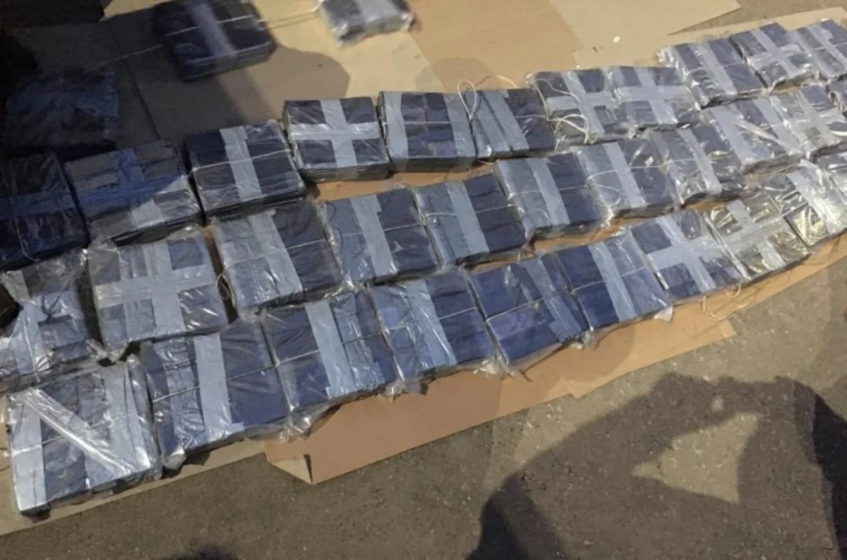 Во Франции поймали поляка, перевозившего 933 килограмма гашиша в грузовике