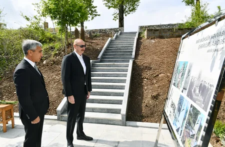 Ilham Aliyev visits Mir Mohsun Navvab Garabaghi's tomb in Jidir Duzu plain