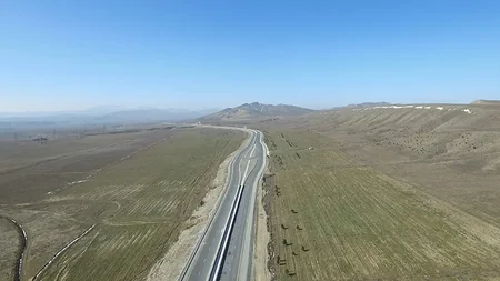Azərbaycanda turizmin və kənd təsərrüfatının inkişafına xidmət edəcək yol yenidən qurulur - VİDEO