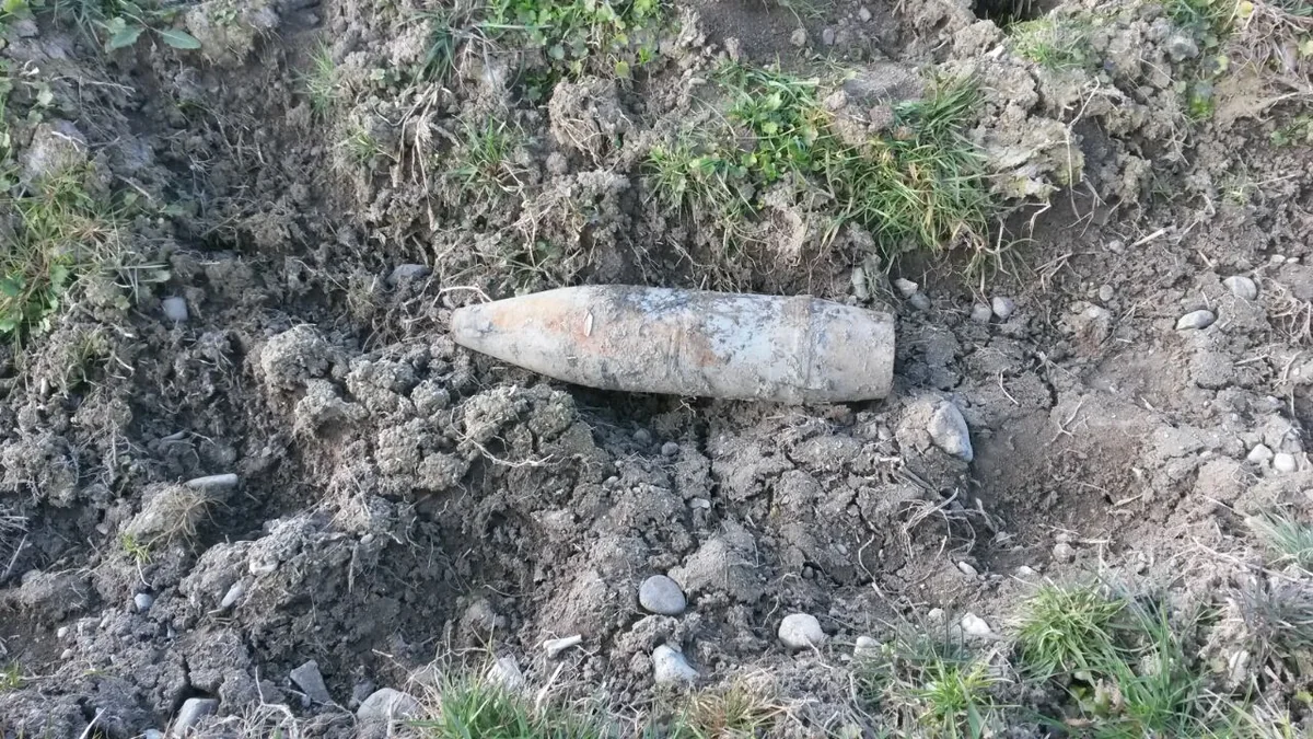 Ağdamda 1 ədəd partlamamış top mərmisi aşkarlanıb