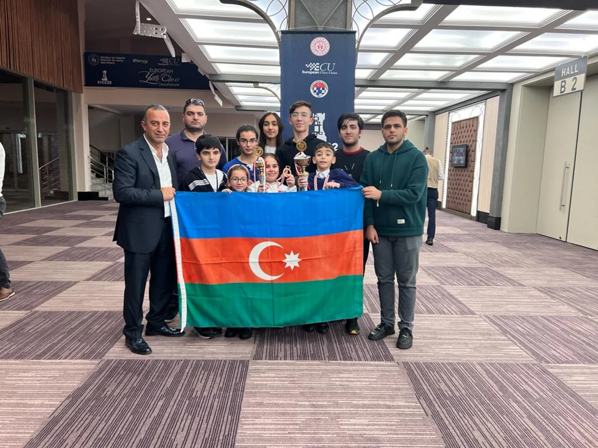 Azərbaycanın iki şahmatçısı Avropa çempionatında medal qazanıb