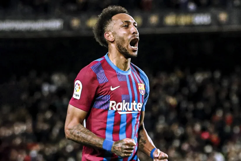 Barselonanın futbolçusu evində döyülərək qarət olunub