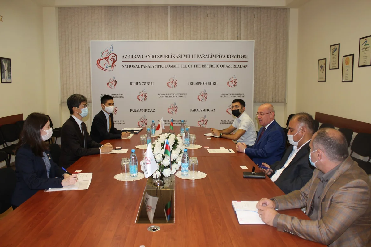 İlqar Rəhimov yaponiyalı səfirə Bakıdakı Qran-pri barədə məlumat verib