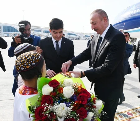 President Ilham Aliyev arrived in Turkmenistan for working visit