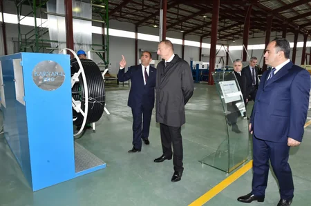 Prezident İlham Əliyev Ağstafada “Karvan-L EKO” sənaye parkında inşası başa çatdırılan müəssisələrin və istixana kompleksinin açılışında iştirak edib