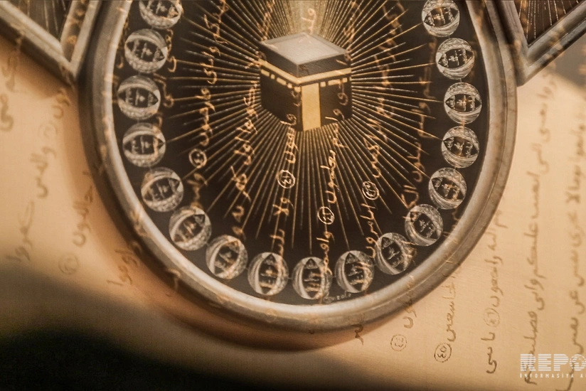 İpək üzərində yazılan “Qurani Kərim” - VİDEOREPORTAJ