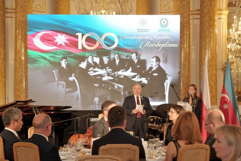 Heydər Əliyev Fondunun təşkilatçılığı ilə AXC-nin 100 illiyi Varşavada qeyd edilib