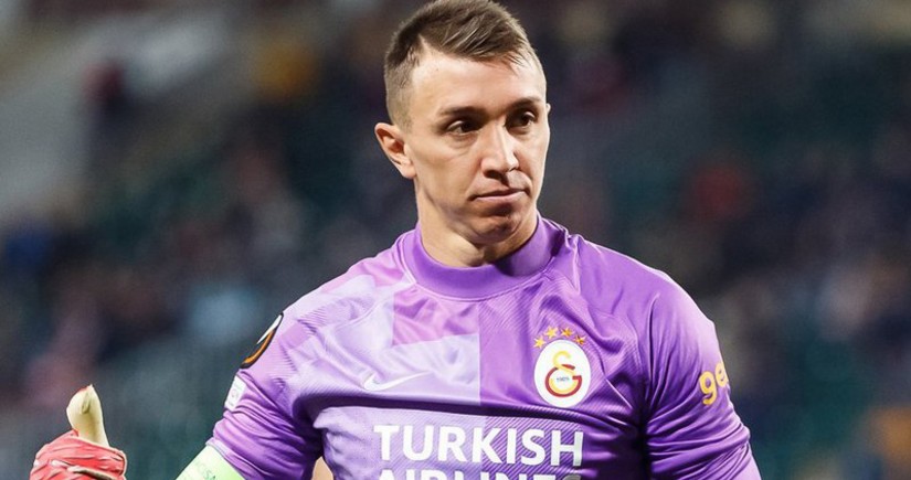 Fernando Muslera Türkiyə futbolunun tarixinə düşməyə yaxındır