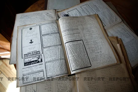 “Molla Nəsrəddin” jurnalının orijinal nüsxələri, Azərbaycan dilində 85 yaşlı kitab - REPORTAJ