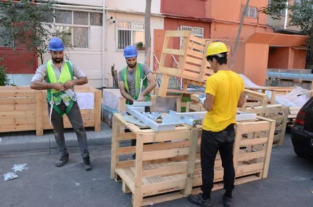 Bakıda yeni liftlərin quraşdırılması davam edir