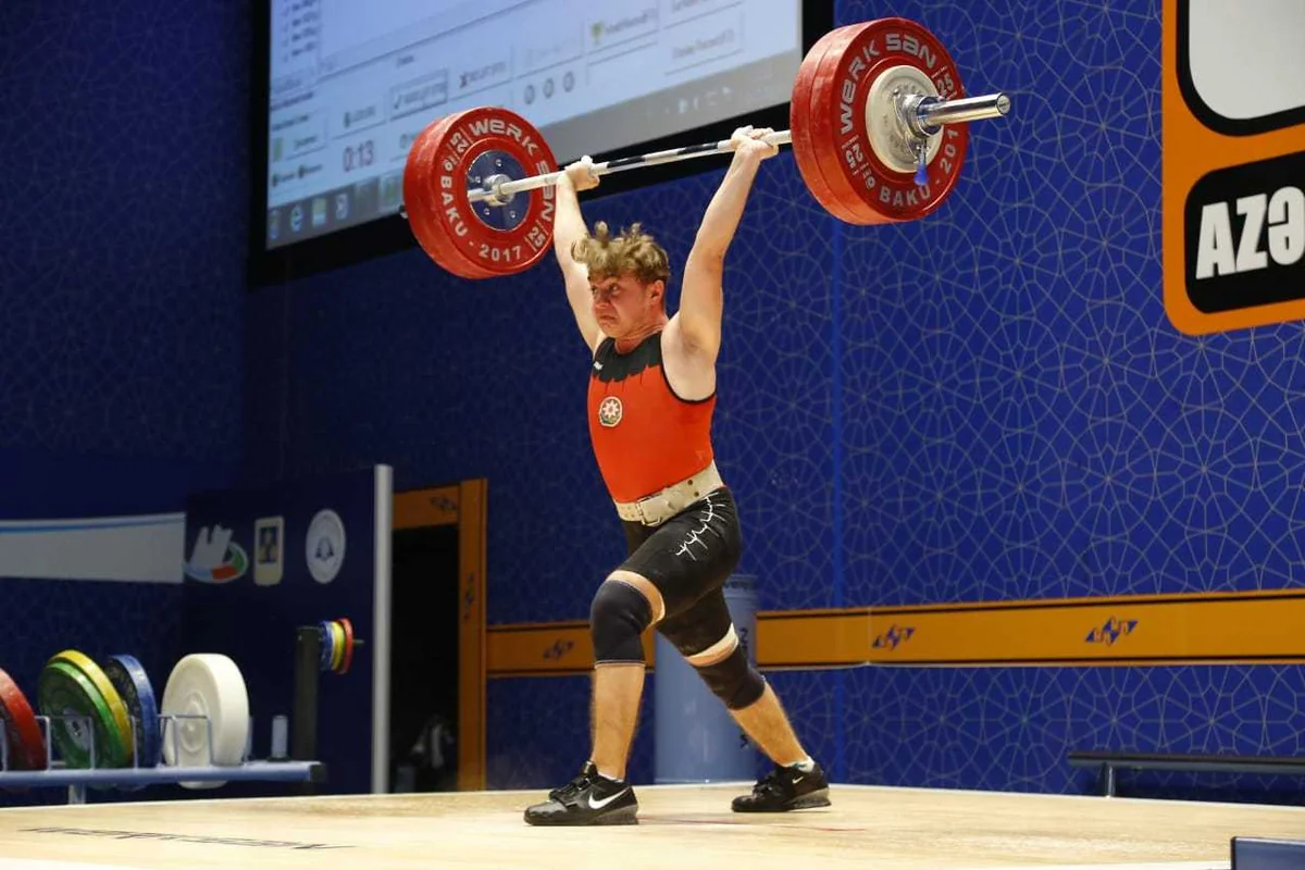 Ağır atletika üzrə gənclər arasında Azərbaycan birinciliyi başa çatıb  - FOTO