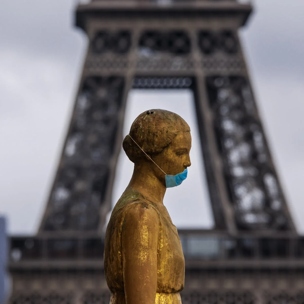 Fransada karantin elan olunub