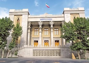 МИД Ирана осудил вмешательство Франции в дела страны
