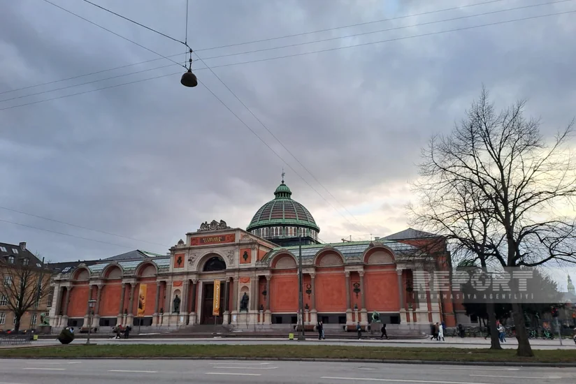 Kopenhagen küçələrini bəzəyən memarlıq abidələri: Başı oğurlanmış heykəl, enerji mənbəyi olan kilsələr - REPORTAJ