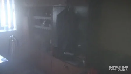 Cəlilabadda 5 mərtəbəli yaşayış binasında yanğın baş verib, 3 nəfər təxliyyə olunub - FOTO