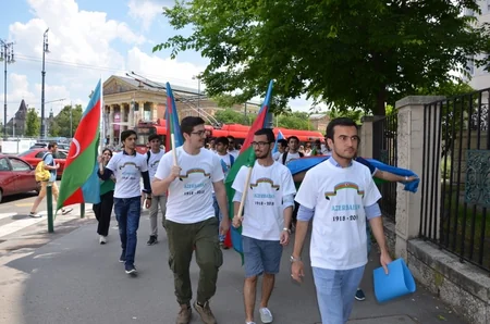 AXC-nin 100 illiyi ilə bağlı Budapeştdə aksiya keçirilib