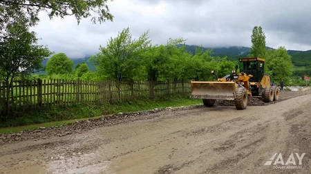 Qubada 12 yaşayış məntəqəsini əhatə edən avtomobil yolu yenidən qurulur