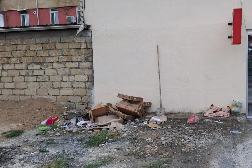 Göyçayda tullantıları urnalara atmayanlar cərimələnib