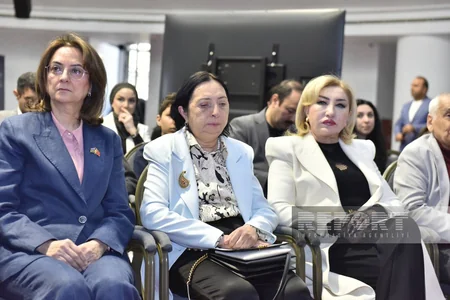Qənirə Paşayevanın xatirəsinə həsr olunan beynəlxalq şahmat turnirinin açılışı olub